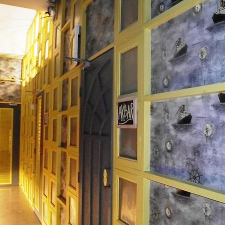 Salaam Namastey Backpackers Hostel Mumbai Exterior foto